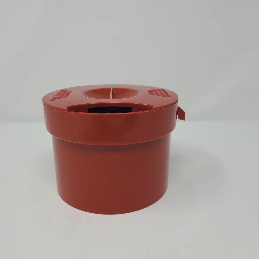 The Iced Tea Pot by Mr. Coffee Tea Maker Model TM1 Red 2 QT Excellent Condition
